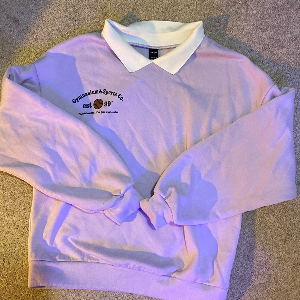 Collared sweatshirt